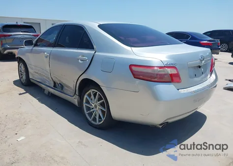 2007 Toyota Camry Le V6 z USA, uszkodzony, nr VIN 4T1BK46K47U529713